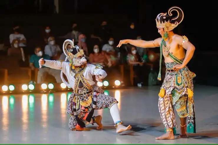 5 Javanese Traditional Dances You Need to Know
