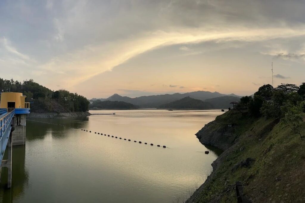 Waduk Sermo