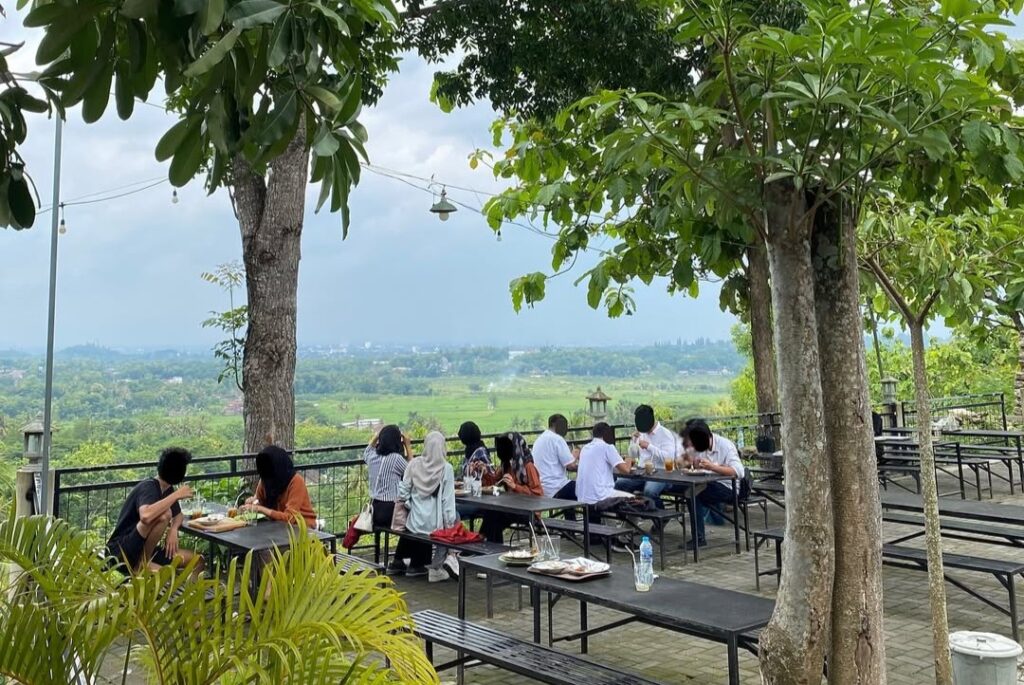 Angkringan Puncak Bibis