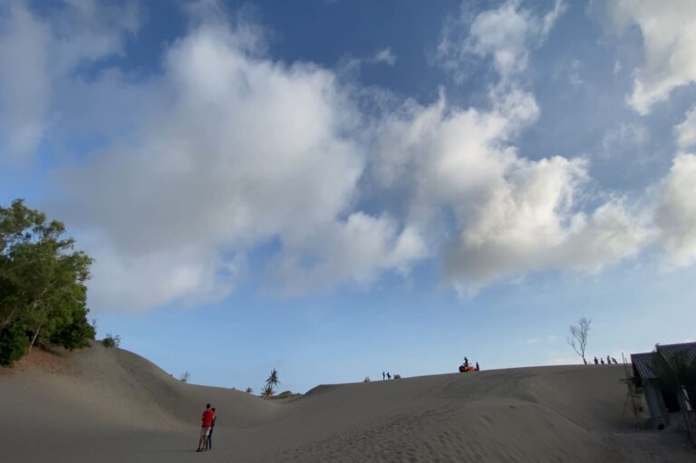 Gumuk Pasir Parangkusumo
