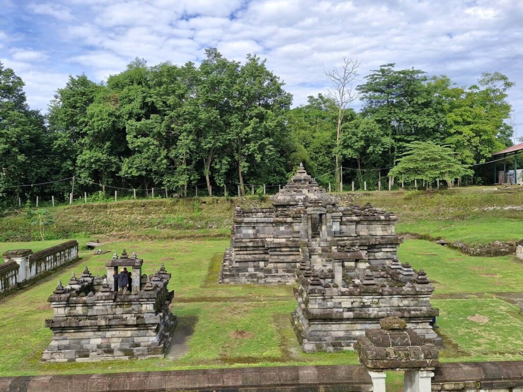 Kedulan Temple - RRI