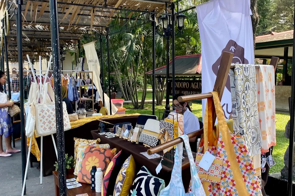 Pasar Wiguna Jogja