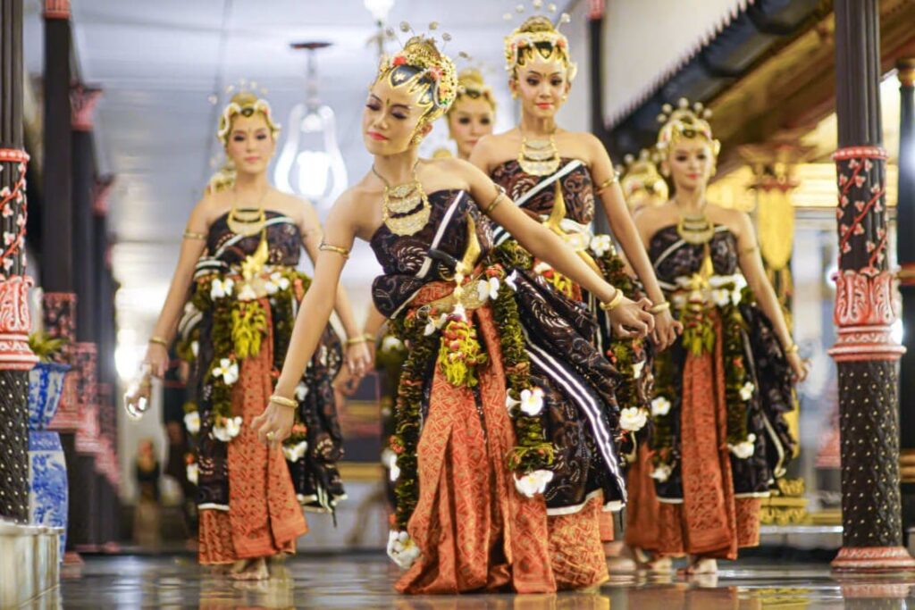 Bedhaya Dance
