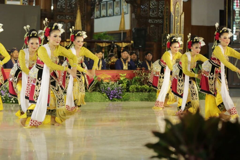 Gambyong Dance
