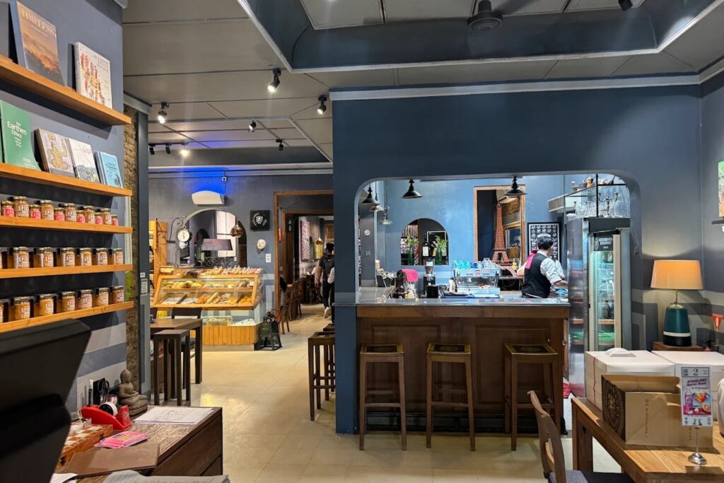 Mediterranea Restaurant by Kamil