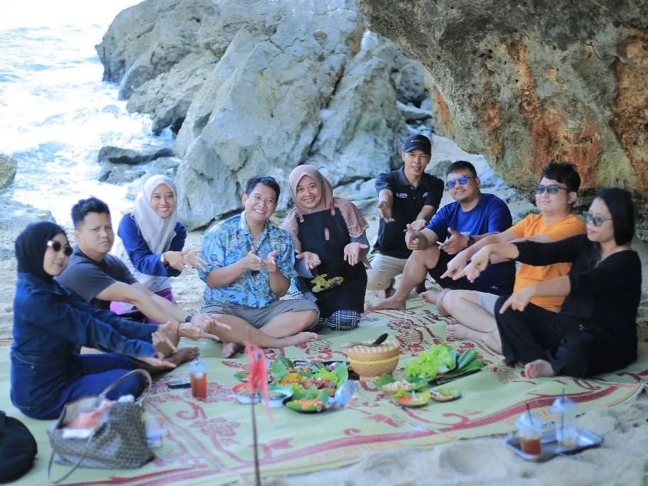 Ngrenehan Seafood Restaurant