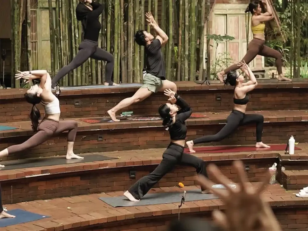 Ruas Bambu Nusa Yoga Class