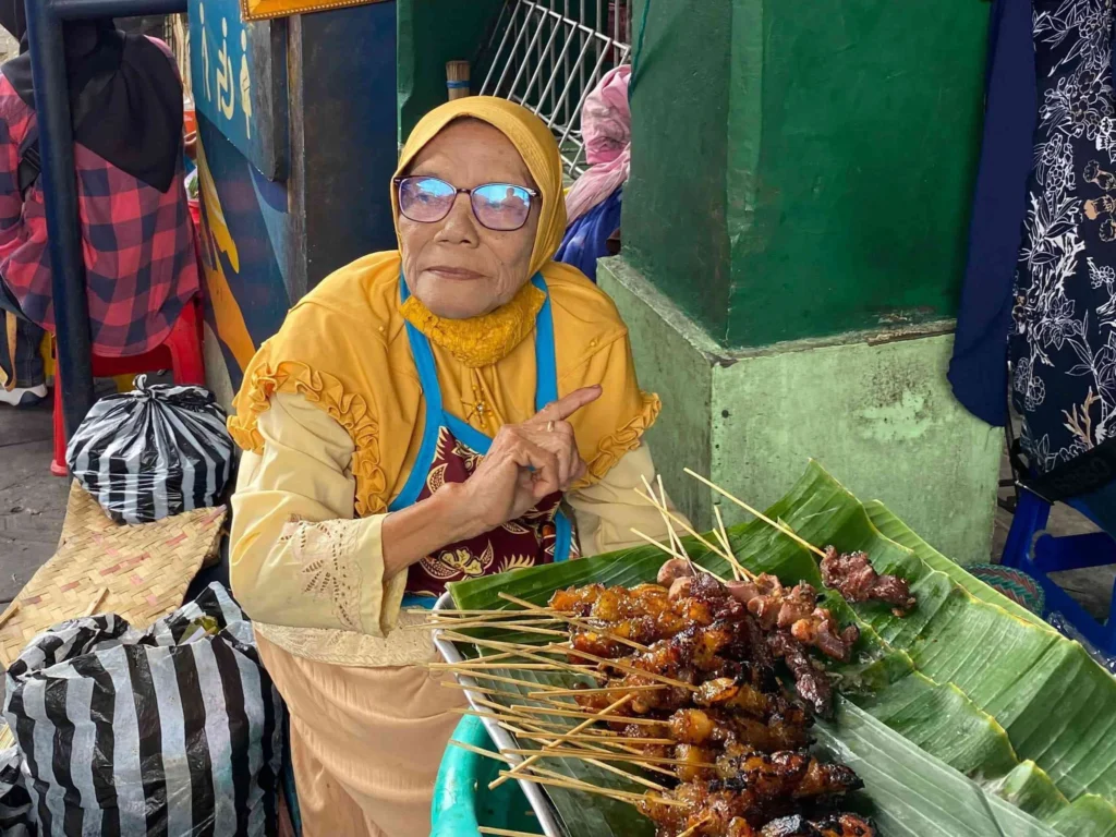 Sate Kere Daging Sapi Bu Suwarni, Pasar Beringharjo