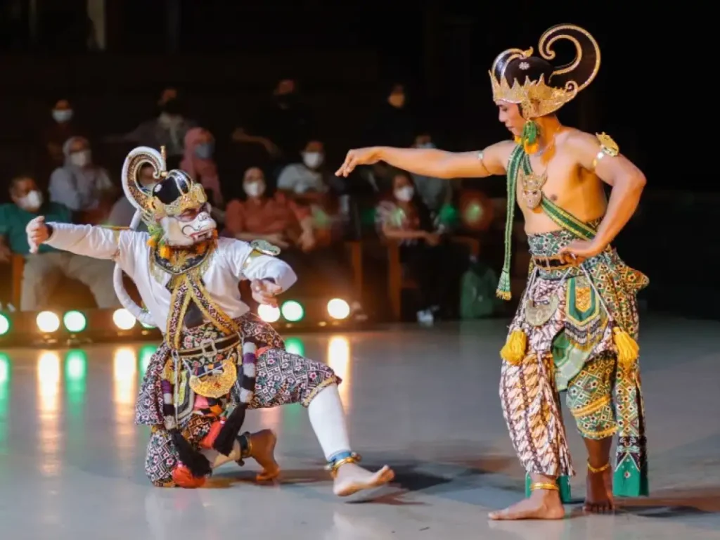 Watch Sendratari Ramayana - Things to do in Prambanan