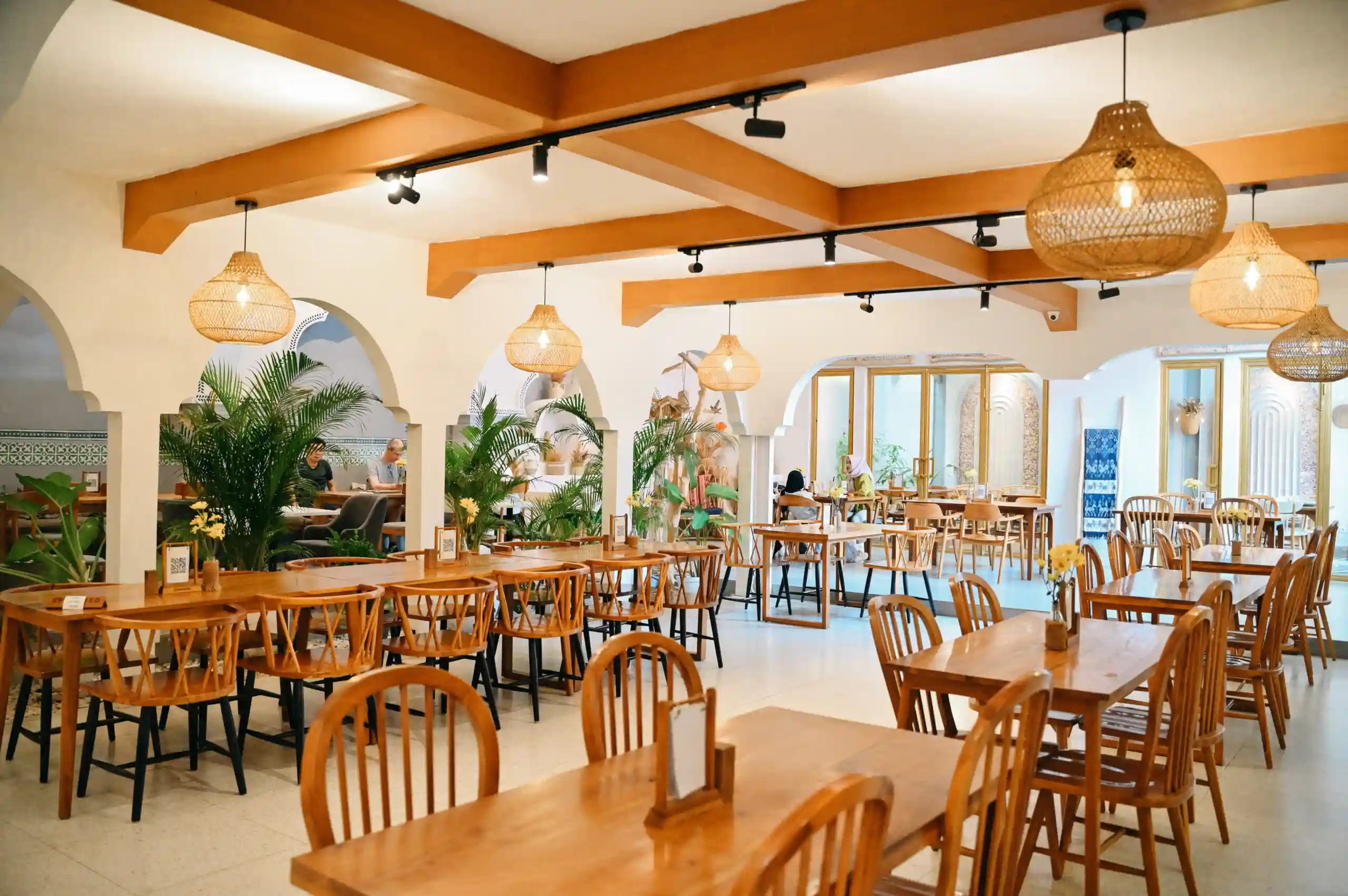 Kalluna Cafe & Restaurant