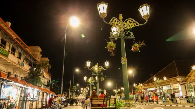 Malioboro Street Yogyakarta at night