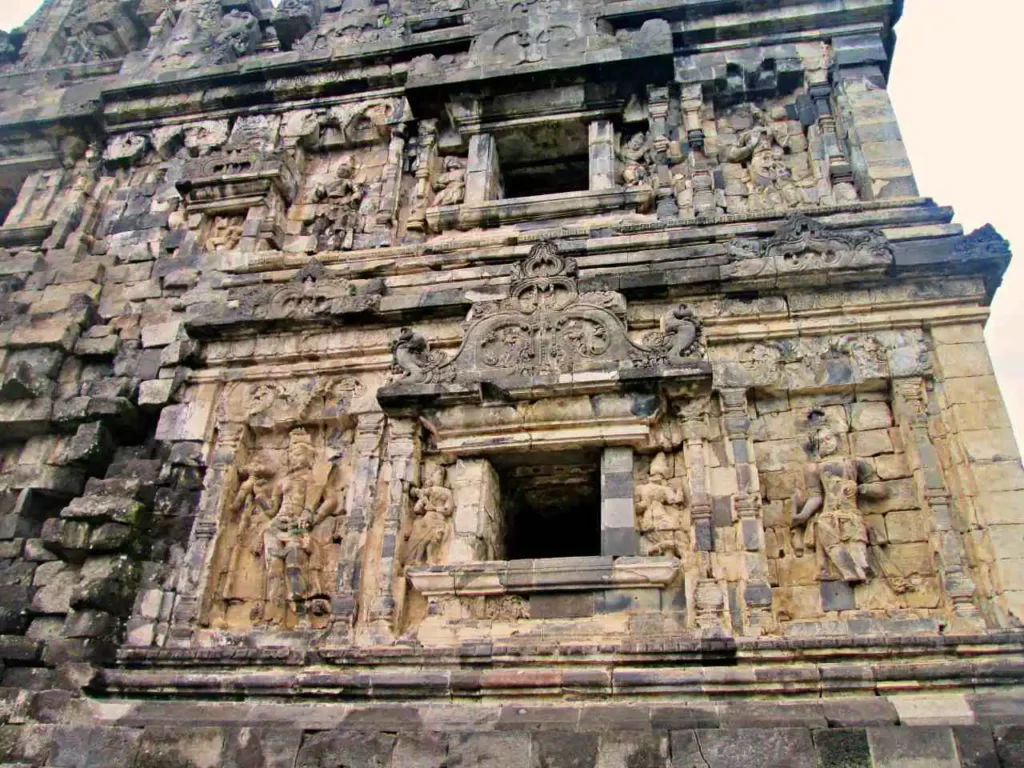 Sari Temple detailed carvings