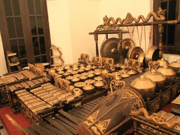 Gamelan instruments
