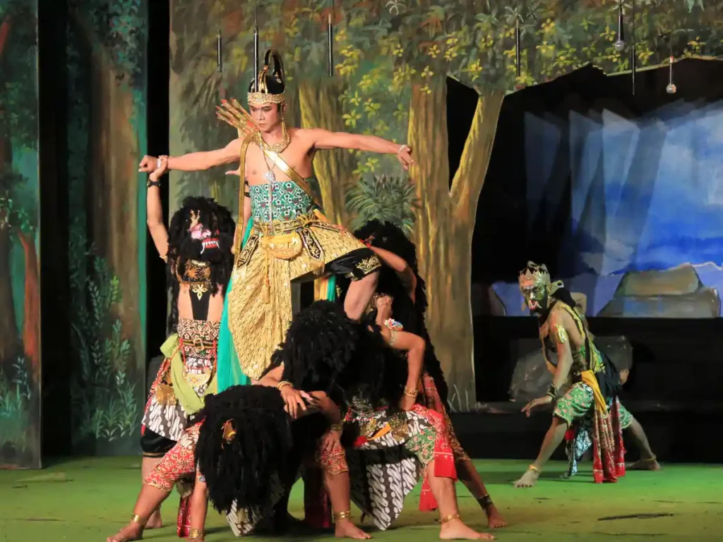 Dance movements of Wayang Orang