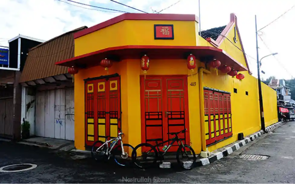 Photogenic building in Kampung Ketandan