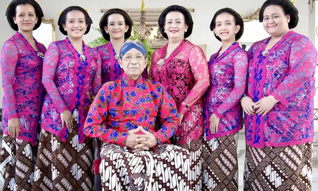 Kebaya keraton