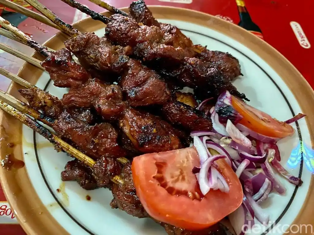Sate Kambing Bu Hj. Bejo