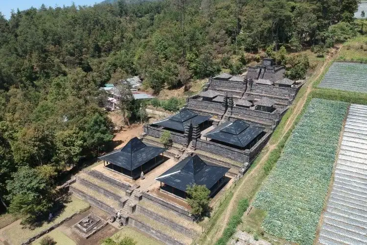 Cetho Temple structure