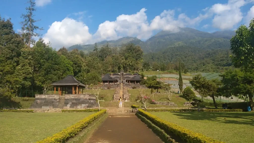 Cetho Temple