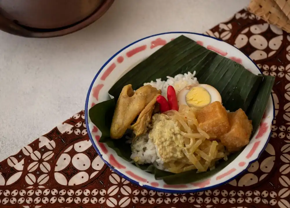 Authentic Nasi Liwet Solo