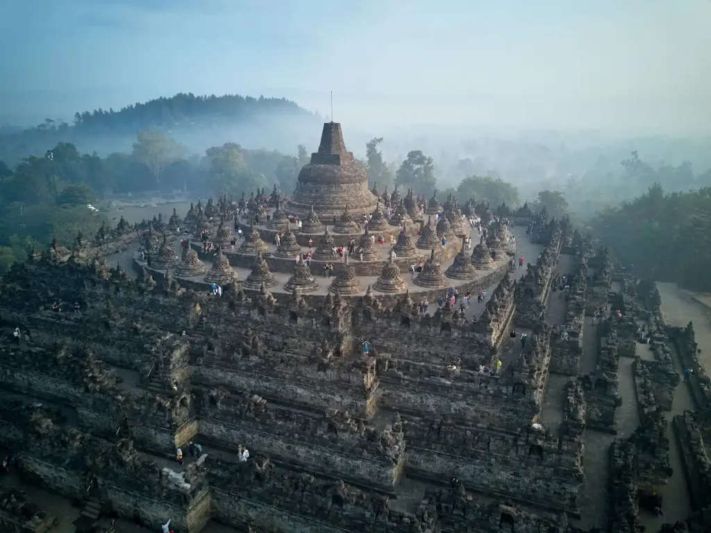 Temples in jogja - Borobudur Temple