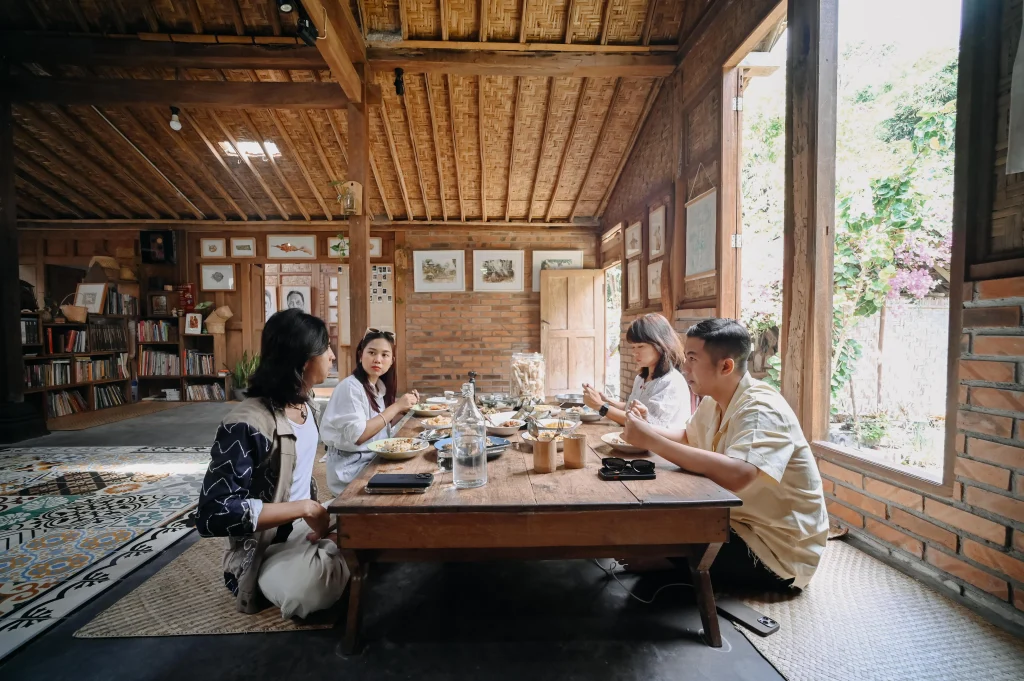 Unique Dining Experiences