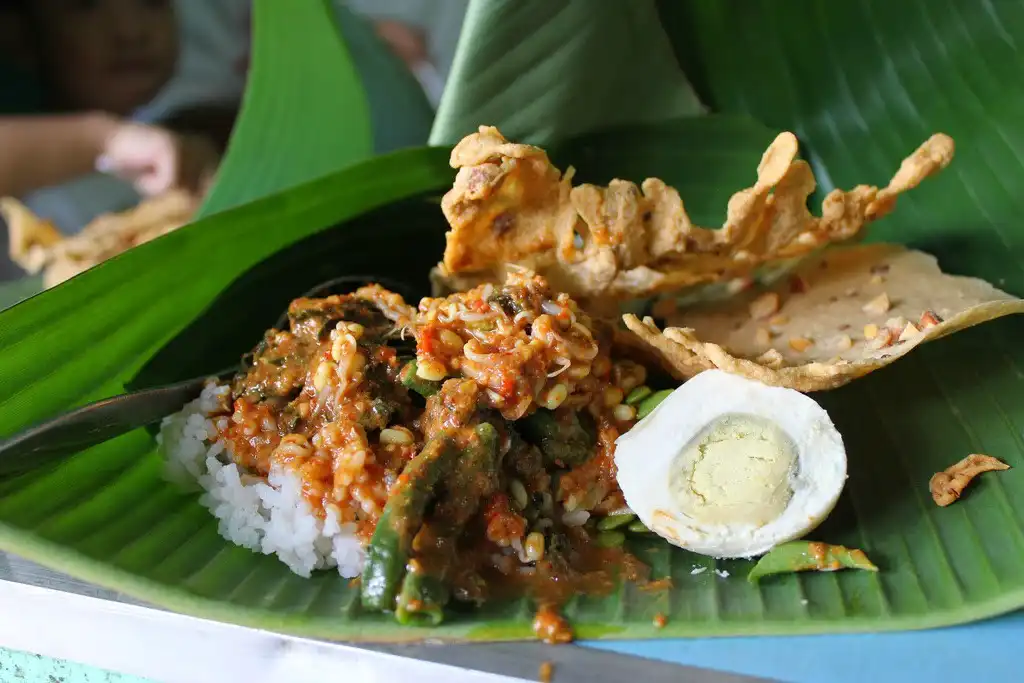 Kotagede breakfast - Pecel Jogja