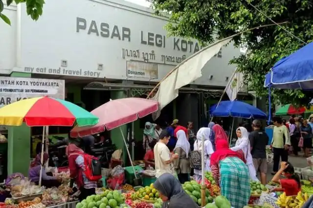 Pasar legi - Kotagede Market