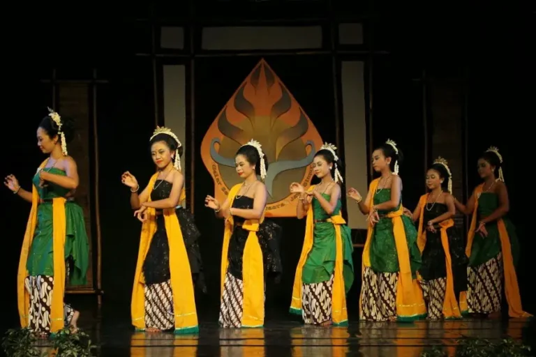 Gambyong dance