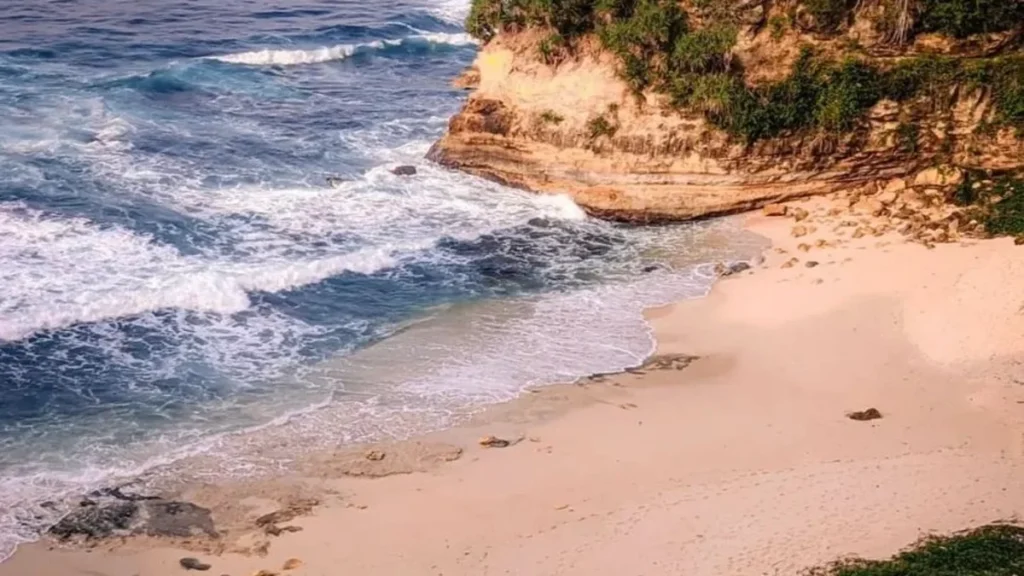 Karang Payung Beach