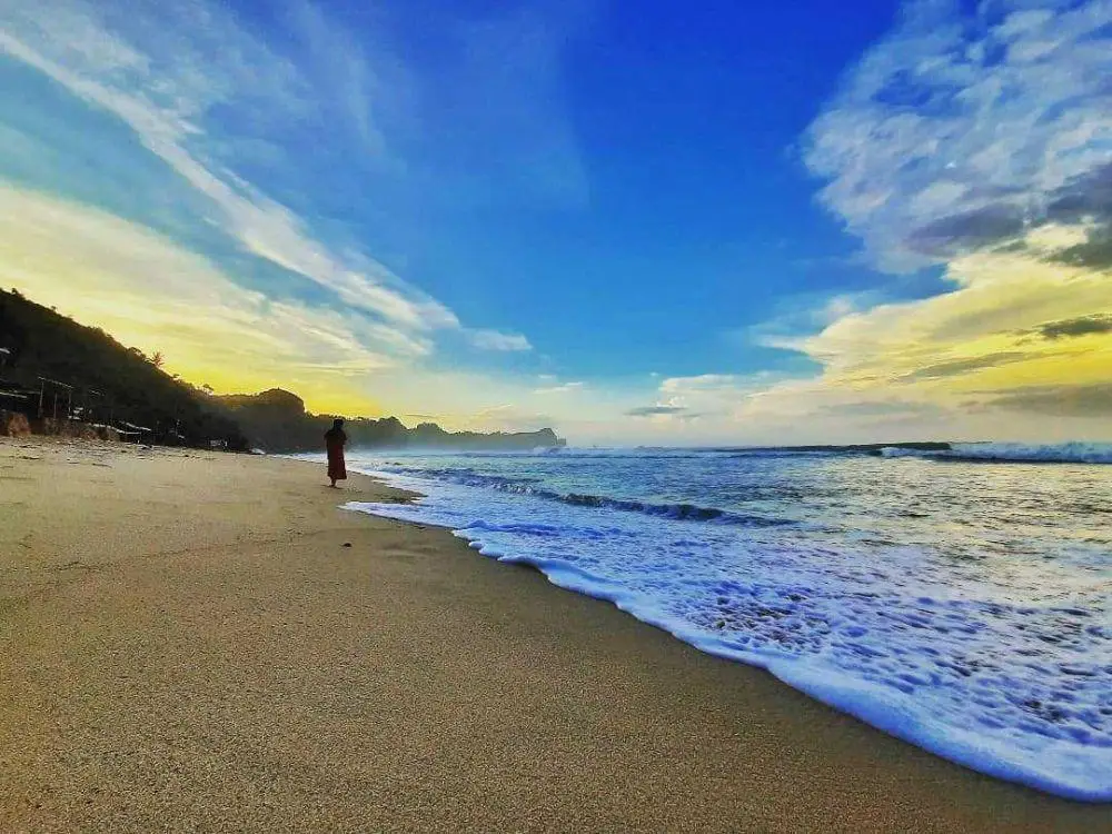 Nampu Wonogiri beach
