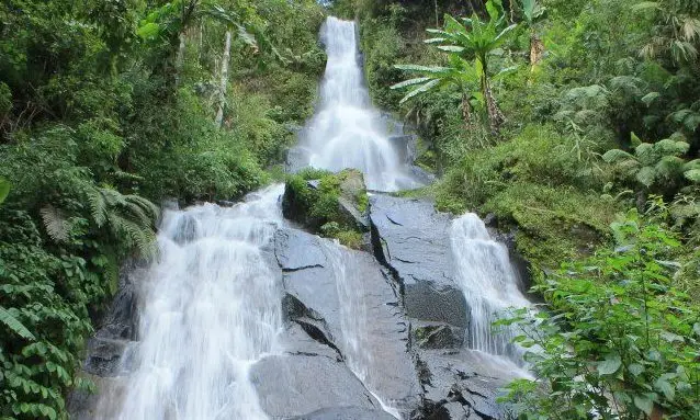 Setren Girimanik Waterfall