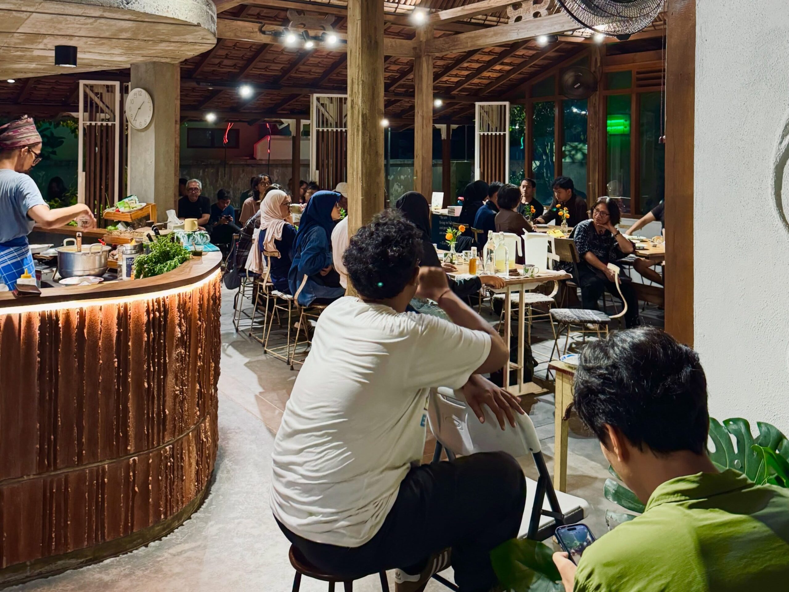 Unique Dining Experiences