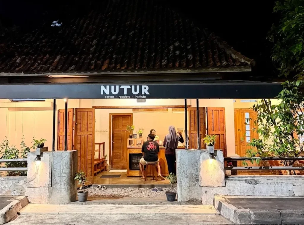 nutur Coffee Store & Roastery
