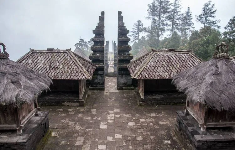 Cetho Temple