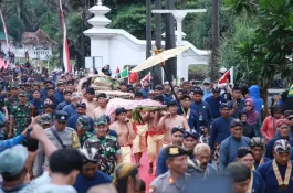 Labuhan ceremony